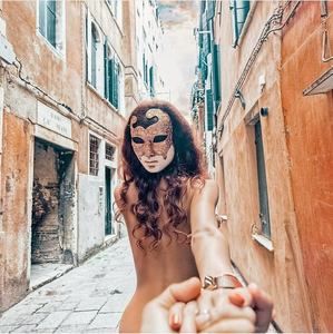 Meet your Posher, Rose